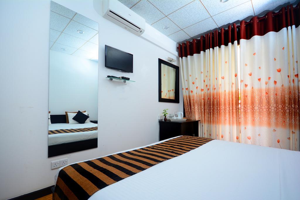 L&D Lodge Hikkaduwa Εξωτερικό φωτογραφία