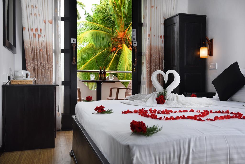 L&D Lodge Hikkaduwa Εξωτερικό φωτογραφία